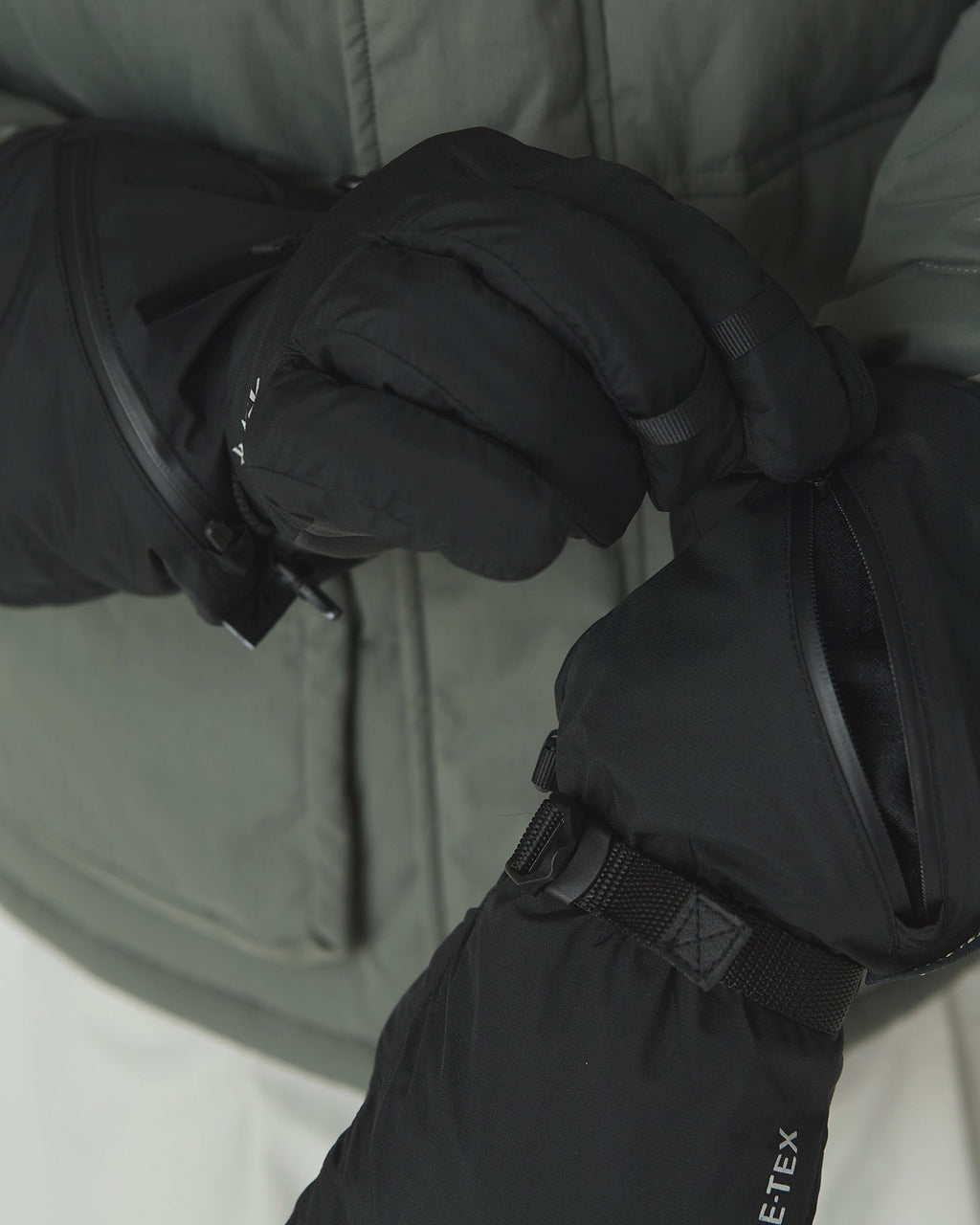 Snow Peak GORE-TEX Gloves