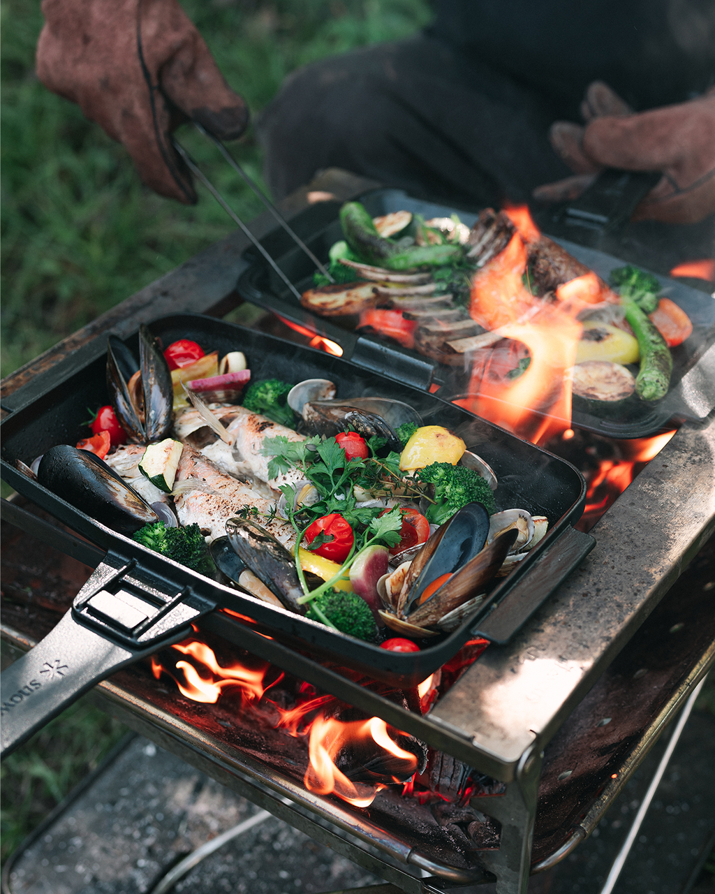 Snow Peak Cast Iron Sandwich Skillet