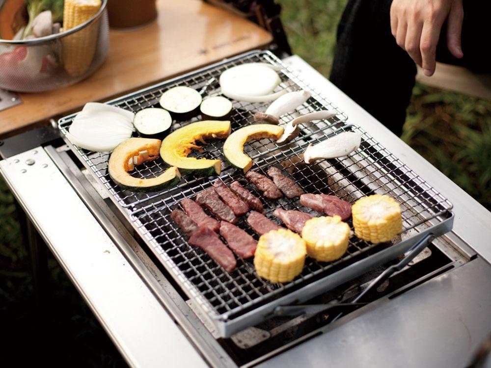 Snow Peak Stainless Half Grill Pro