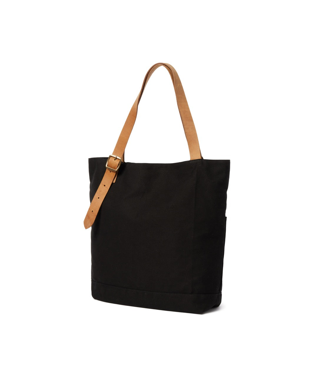 Snow Peak Field Middle Handbag