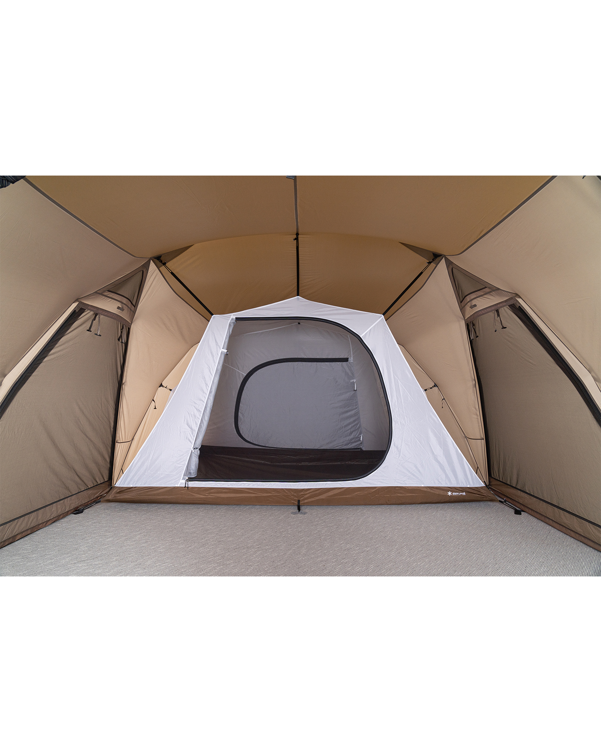 Snow Peak Land Nest Shelter