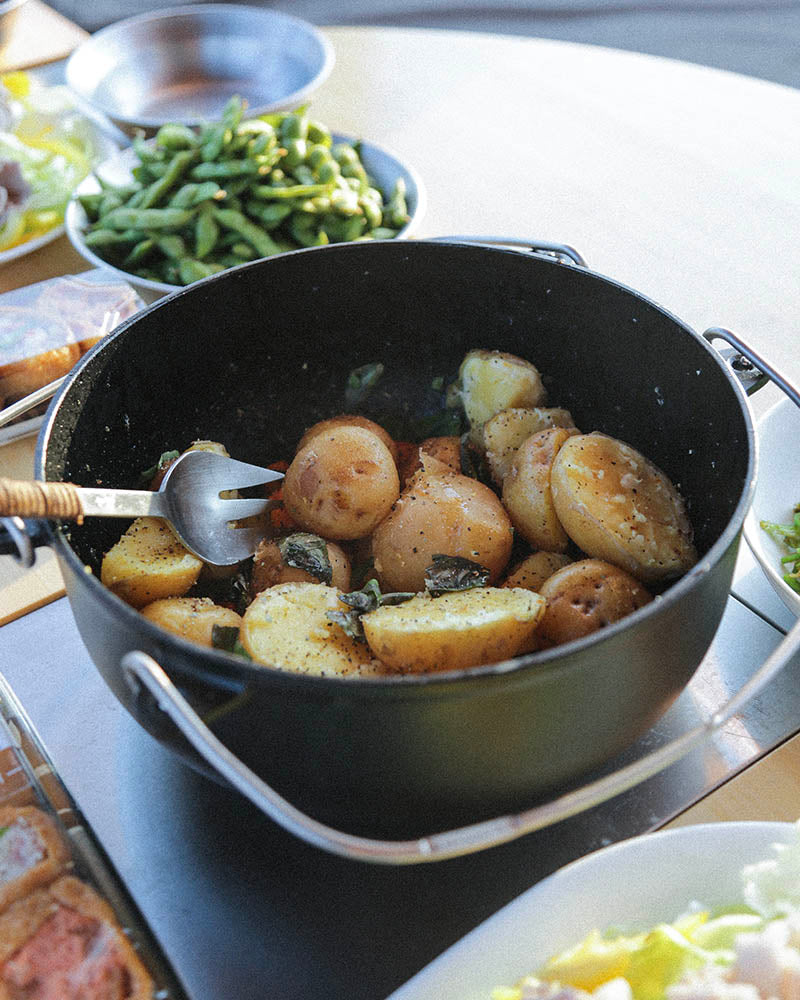 Snow Peak Cast Iron Oven 26cm