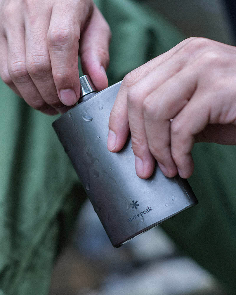 Snow Peak Titanium Flask M